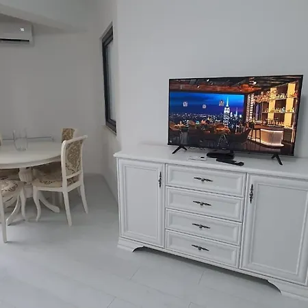 Luxury Lake Boutique شقة مامايا