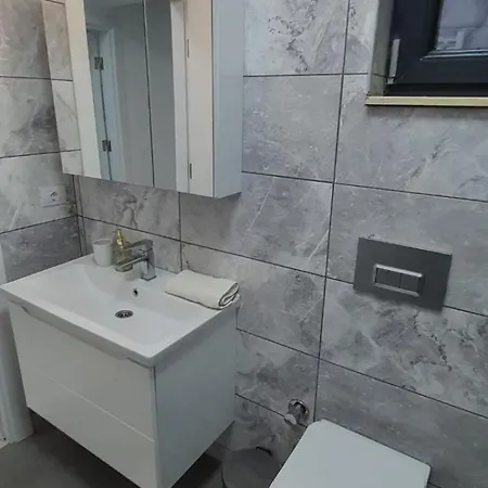 Luxury Lake Boutique Mamaia