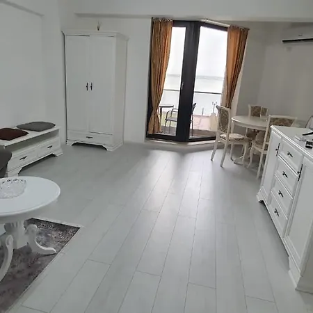 Luxury Lake Boutique Lejlighed Mamaia