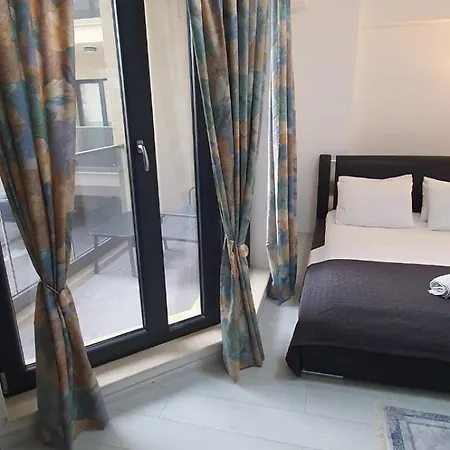 Luxury Lake Boutique Mamaia